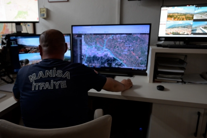 Manisa'da Yapay Zekâ Destekli Termal Kamera Arazi Yangınını Erken Tespit Etti